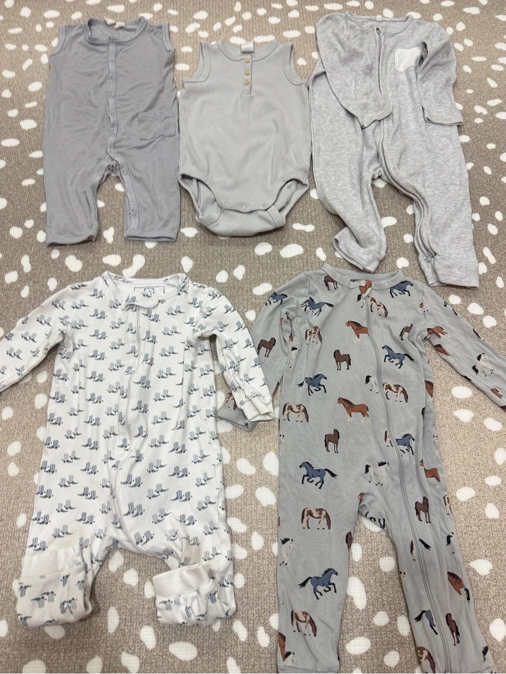 Lot of 5 bamboo sleeper zippy neutral horses kyte baby pima sleeveless romper